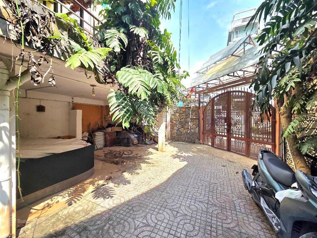Q. 7, bán nhanh nhà mới, ngang rộng, 8 x 14m, gần trường tiểu học lê văn tám, chỉ 9.8 tỷ