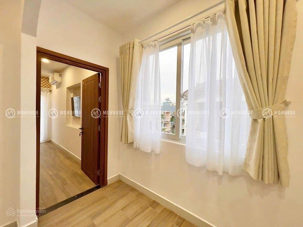 Q. 7, bán nhanh nhà mới, ngang rộng, 8 x 14m, gần trường tiểu học lê văn tám, chỉ 9.8 tỷ