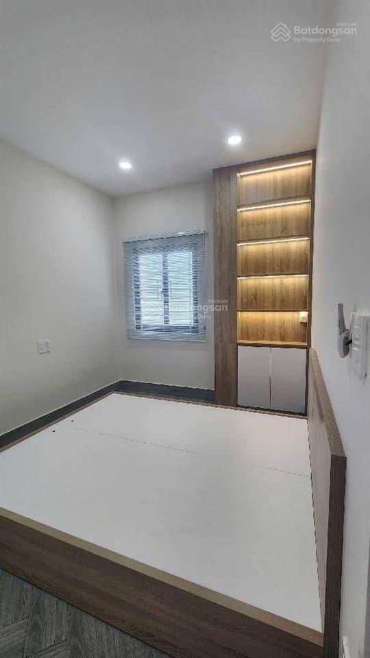 Nhanh tay  ngay, nhà kiên cố, hẻm xe hơi 8m, nguyễn thị thập, q.7, 5.1x12.1m, nhỉnh 7 tỷ