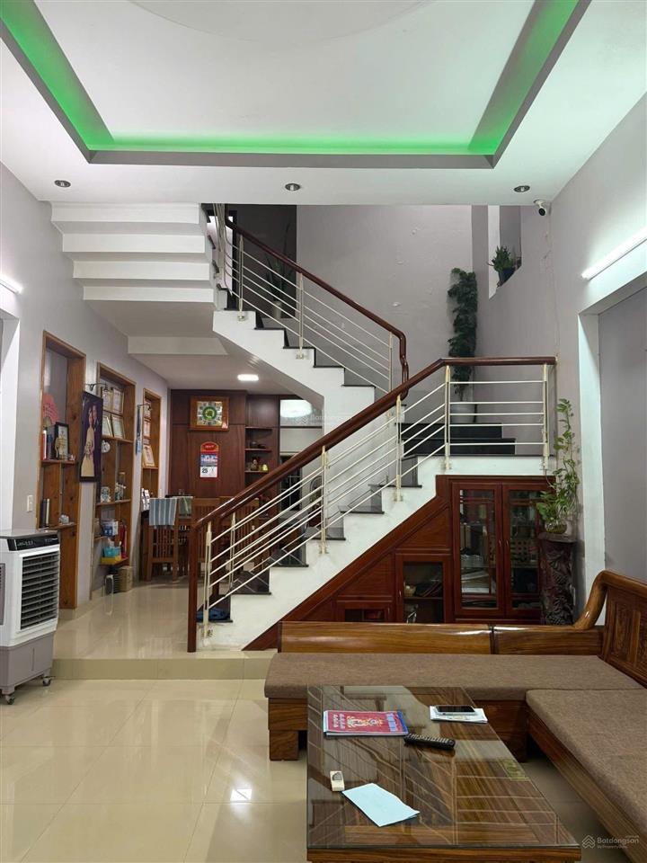 Mình chính chủ cần bán nhà 2 tầng 2 mê đúc đường lê thiệt , p. hòa minh.