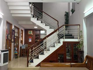 Mình chính chủ cần bán nhà 2 tầng 2 mê đúc đường lê thiệt , p. hòa minh.