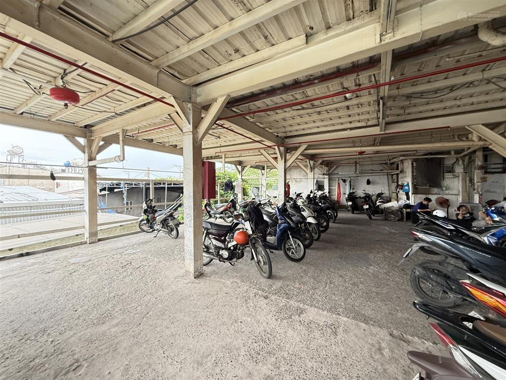 Cho thuê chung cư cũ 50m2  ngay lầu 1  tại cao lỗ, 4,5 triệu/th, thoáng mát, rộng rãi