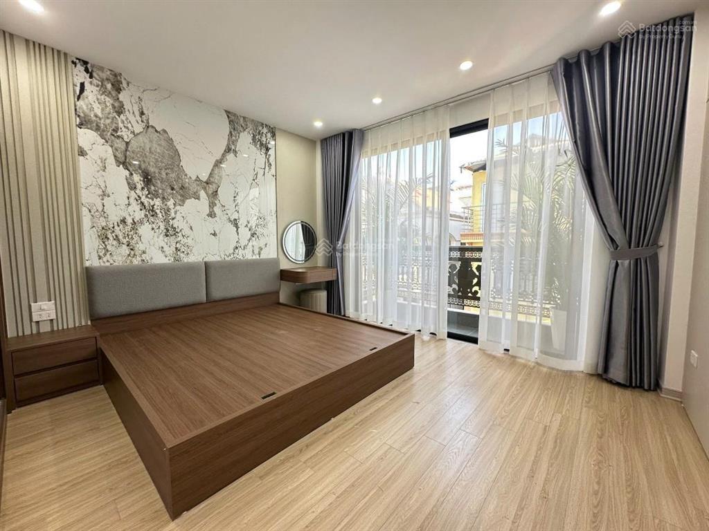 Giải phóng 7 tầng thang máy ô tô tránh kinh doanh đỉnh tương lai ra mặt phố!!