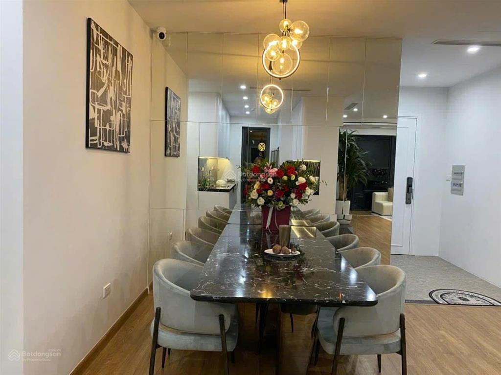 Bán căn góc đẹp nhất iris garden 135.8m² view hồ thoáng full nội thất, sẵn sổ, có lốt ô tô