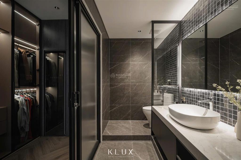 Bán căn 2pn, 2wc tại 6th element, 83m2, full nội thất. 8,9 tỷ, ban công đông.  0343 196 ***