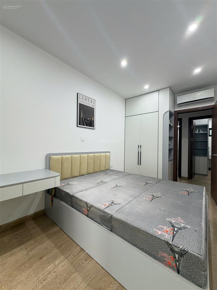 Chủ nhà bán gấp căn 2pn tại 6th element, 8,8 tỷ, 83m2.  0343 196 ***