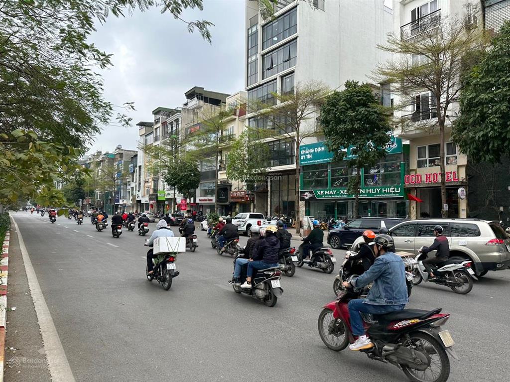 Toà văn phòng phạm văn đồng  175m2  cho thuê 250tr/ tháng  93 tỷ.