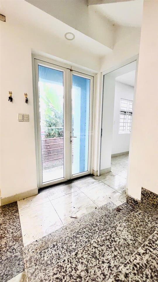 Lê văn lương, phước kiển  nhà mt 15m, 3t4pn5wc, shr, 6,5 tỷ