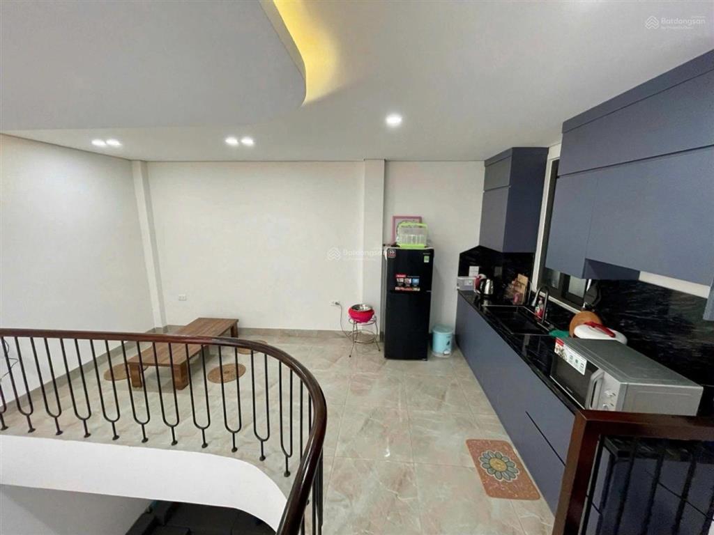 Nhà mới tinh  ô tô đỗ cổng  giá chỉ 8.9 tỷ hấp dẫn!