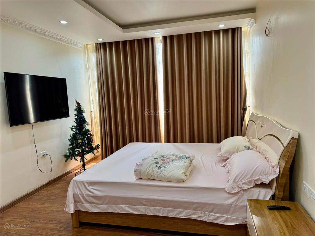 Cho thuê chcc n04 ngoại giao đoàn, dt 95m2 , 2pn, 2wc full nội thất.giá 16tr/th. 0815 489 ***