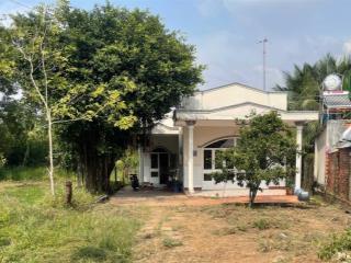 Bán nhà hơn 8m mặt đường quốc lộ 22b. 680m2 có thổ. 1,9 tỷ