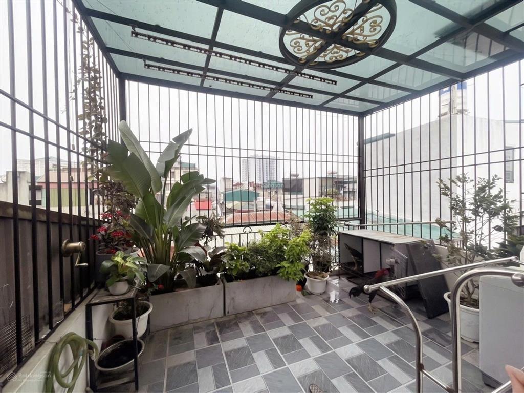Nhà tam trinh yên sở 47m 4 tầng ngõ thông ô tô tránh