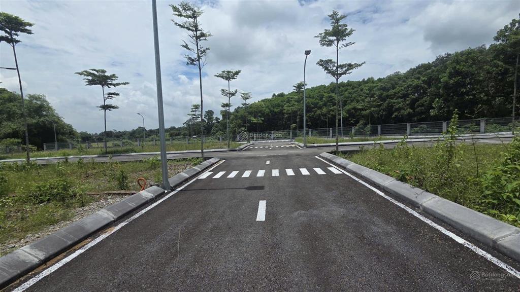 Bán đất mặt đường 80m² lạc thủy, hòa bình chỉ 600 triệu