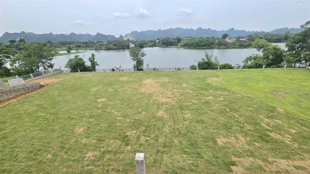 Với 1,7 tỷ sở hữu lô đất view hồ đá bạc, cách hà nội chỉ hơn 1 tiếng di chuyển