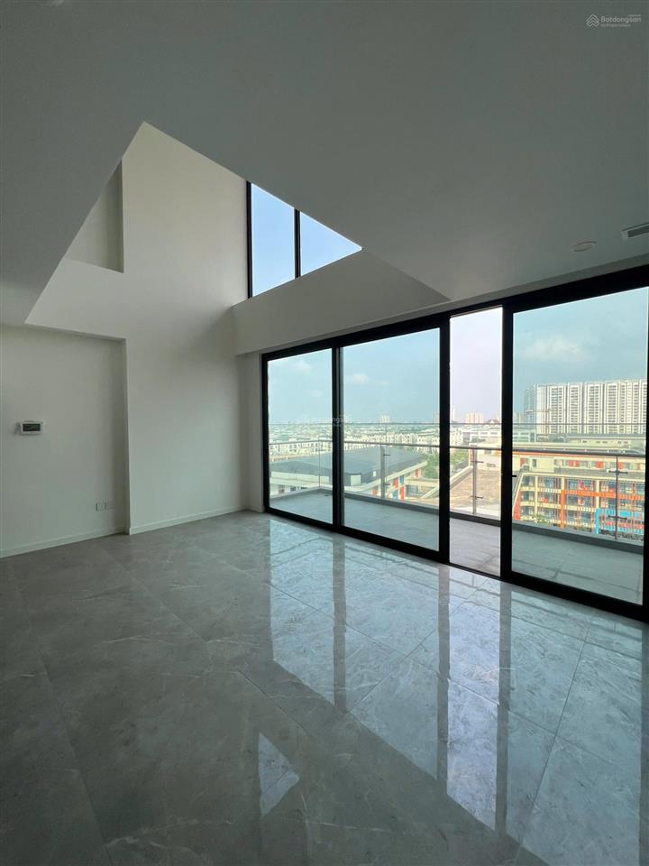 Cho thuê duplex thông tầng sunshine iconic chỉ 28tr, 170m2 đẳng cấp nhất long biên e nam 0985 243 ***