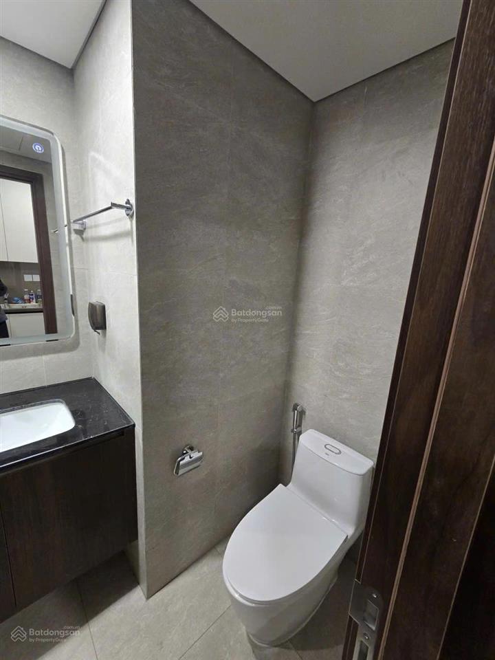Quỹ căn 1 ngủ studio giá tốt thuê nguyên bản 7tr5, full đồ 8tr5 tại iconic,  e nam 0985 243 ***