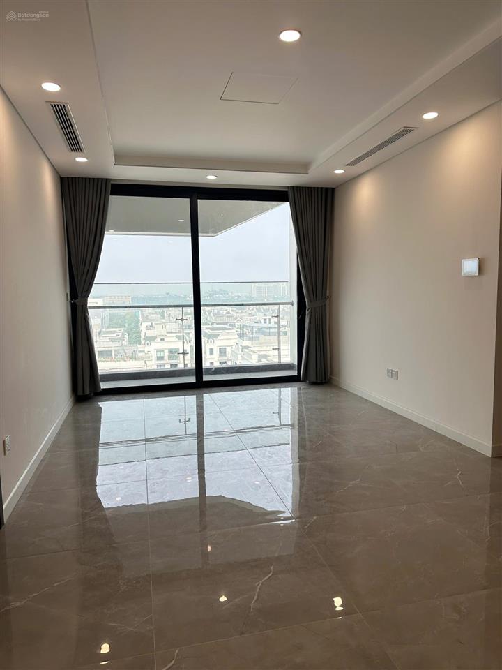 Bán 2pn 80m2 giá sốc 8.1xx tỷ bao full phí tại sunshine green iconic,  e nam 0985 243 ***