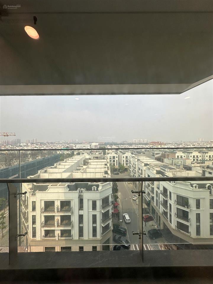 Bán 2pn 80m2 giá sốc 8.1xx tỷ bao full phí tại sunshine green iconic,  e nam 0985 243 ***