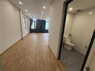 Cho thuê sàn tầng 6 phố hoàng cầu 50 m2 chỉ 8 triệu đẹp siêu chill