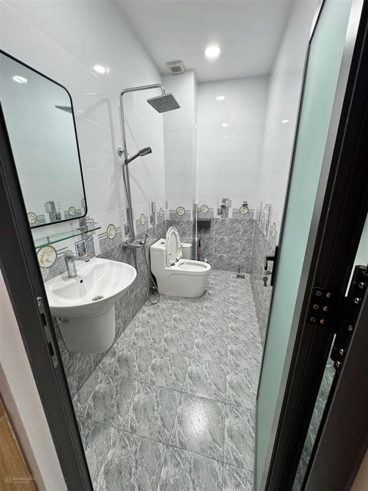 Bán nhà phường bình dương full nội thất, cạnh trường học thuận tiện kinh doanh