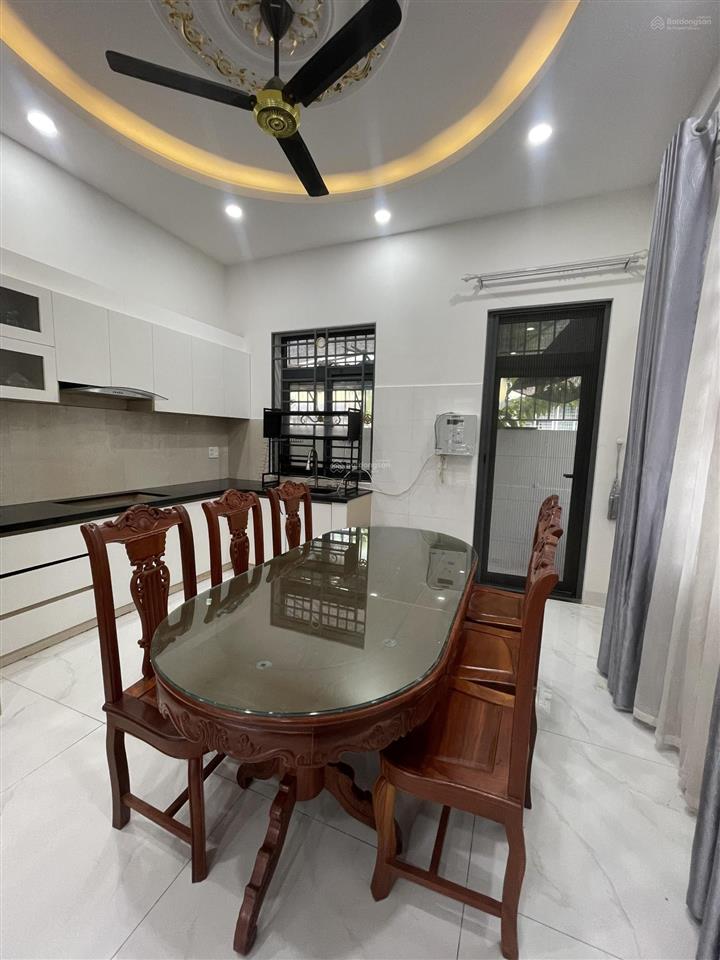 Bán nhà phường bình dương full nội thất, cạnh trường học thuận tiện kinh doanh
