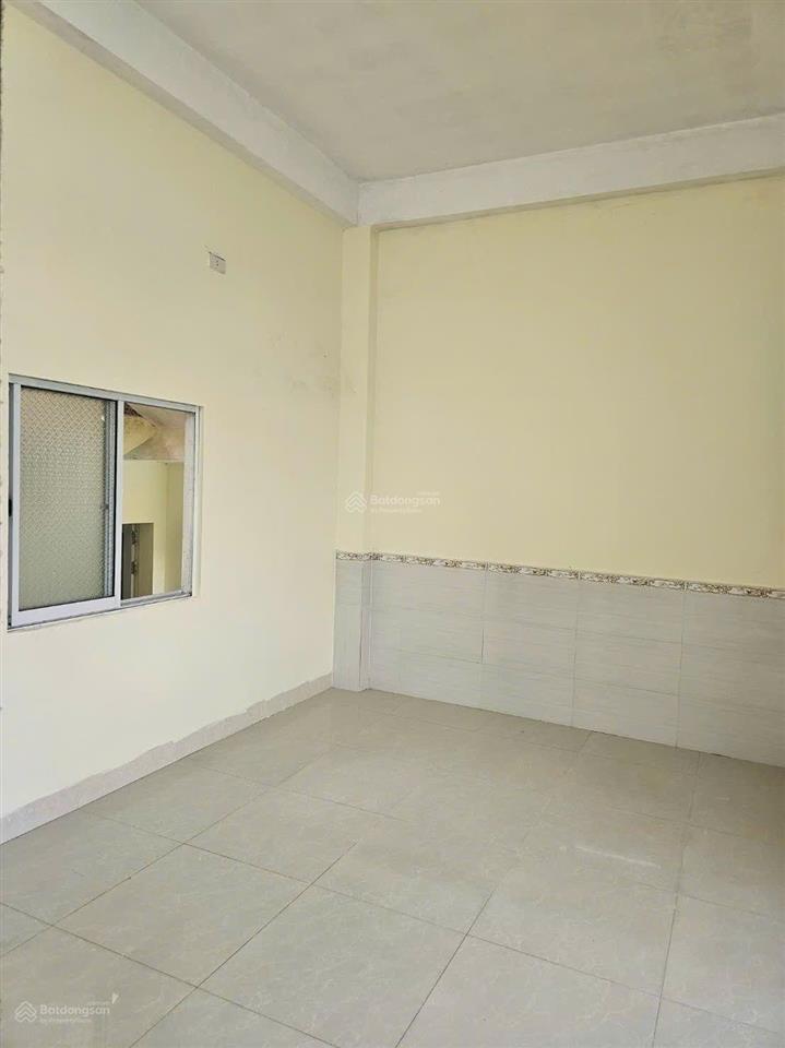 Bán nhà khu vuc mân thái sơn trà . nhà 2 tầng rưỡi ...
dt 54m2 ......cách biển 300m...