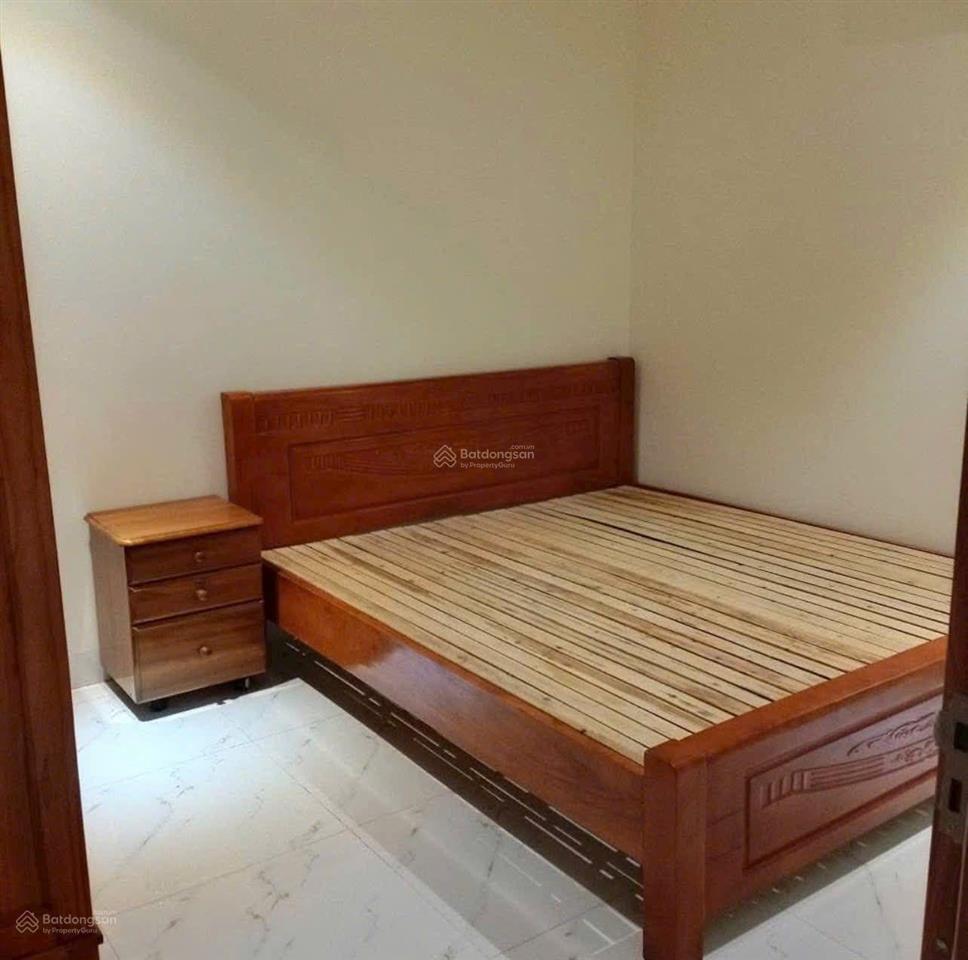 Cần bán nhà 2 tầng.
6 tỷ. x nhỏ.
dt 60m2, nhà 2 tầng, 3pn, 2wc, gần công viên,