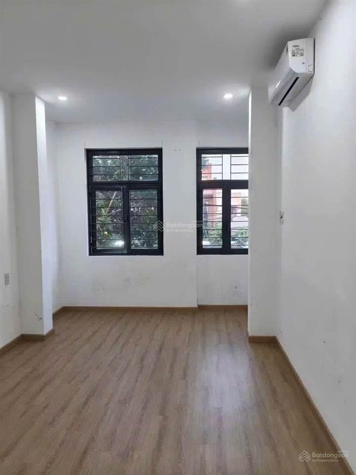 Cho thuê nhà mặt tiền, đường 10m5, thọ quang, sơn trà, đà nẵng, gần 70m2