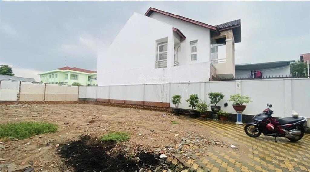 Kẹt bán lô đất vuông đẹp 114m2 (5 x 23m) sát mặt tiền hoàng diệu 2, oto tấn cửa 9.5 tỷ