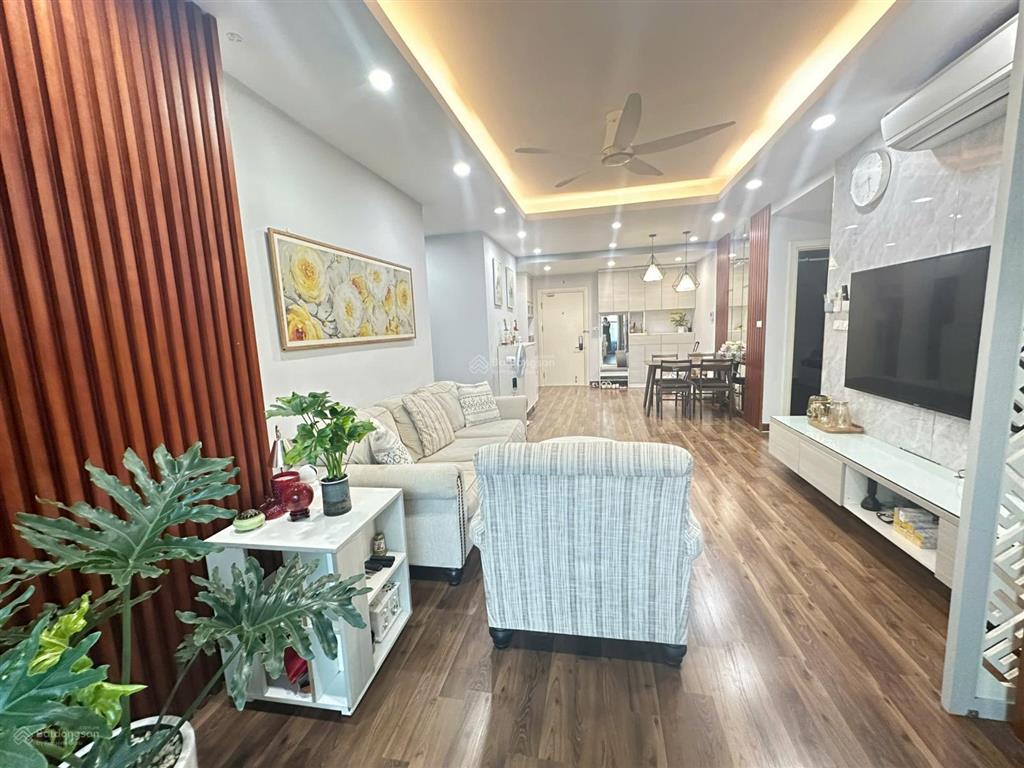 Cần bán căn 3 ngủ cccc khu sapphire goldmark city hồ tùng mậu