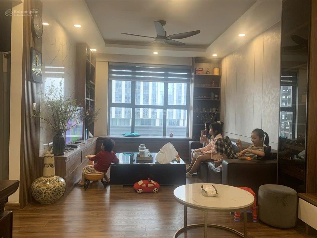 Cc bonanza duy tân, cầu giấy  72,6m2, 2 ngủ  5.5 tỷ  tầng trung, tặng nội thất