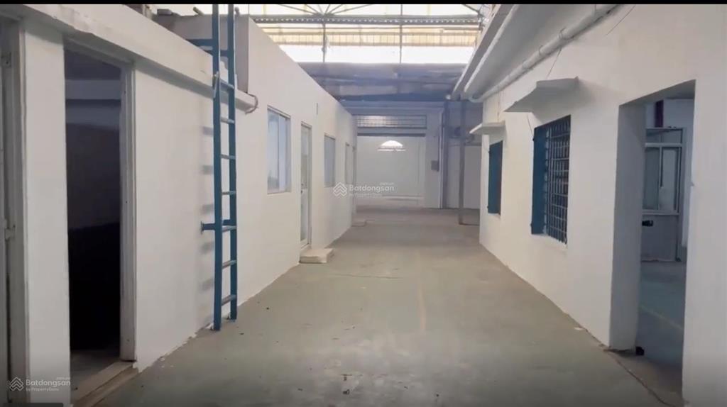 Hot !! chính chủ bán kho xưởng tây lân 3700m 2 mặt tiền 285 tỷ 3700 m2, giá siêu hời, vị trí đẹp,