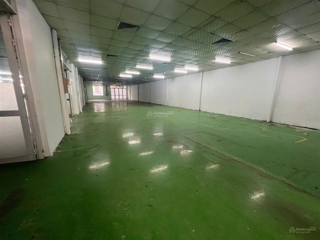 Hot !! chính chủ bán kho xưởng tây lân 3700m 2 mặt tiền 285 tỷ 3700 m2, giá siêu hời, vị trí đẹp,