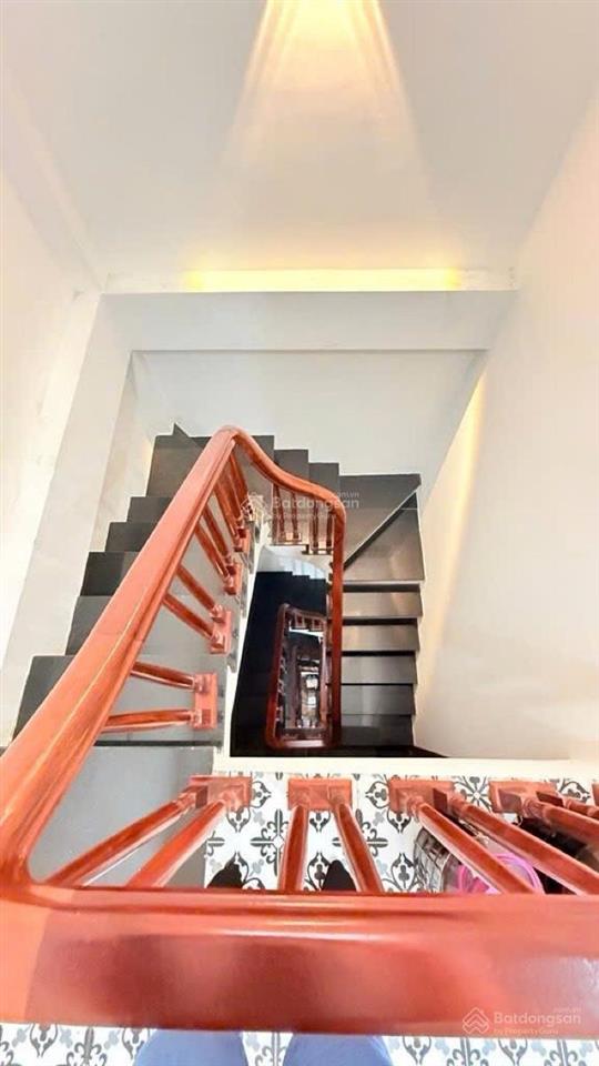 Hơn 9 tỷ ba đình còn sót 1 căn  phố tây  35m2 x 5 tầng thang máy