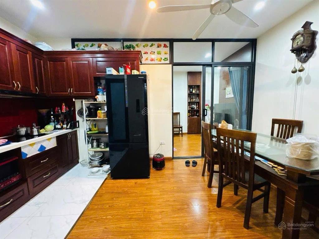 View vườn hoa  đống đa  44m x 6 tầng thang máy  hàng xóm đh công đoàn  ô tô đỗ cổng