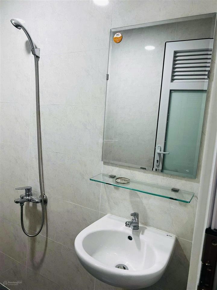 Bán nhà đẹp ung văn khiêm, bình thạnh 45m2  5 tầng  5pn, giá 8 tỷ có dòng tiền 25 triệu/tháng