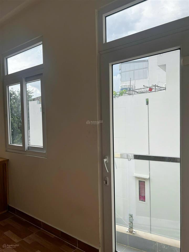 Bán nhà đẹp ung văn khiêm, bình thạnh 45m2  5 tầng  5pn, giá 8 tỷ có dòng tiền 25 triệu/tháng