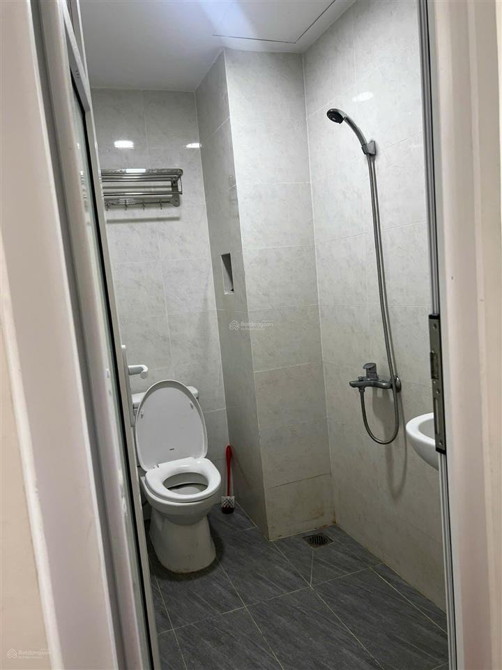 Bán nhà đẹp ung văn khiêm, bình thạnh 45m2  5 tầng  5pn, giá 8 tỷ có dòng tiền 25 triệu/tháng