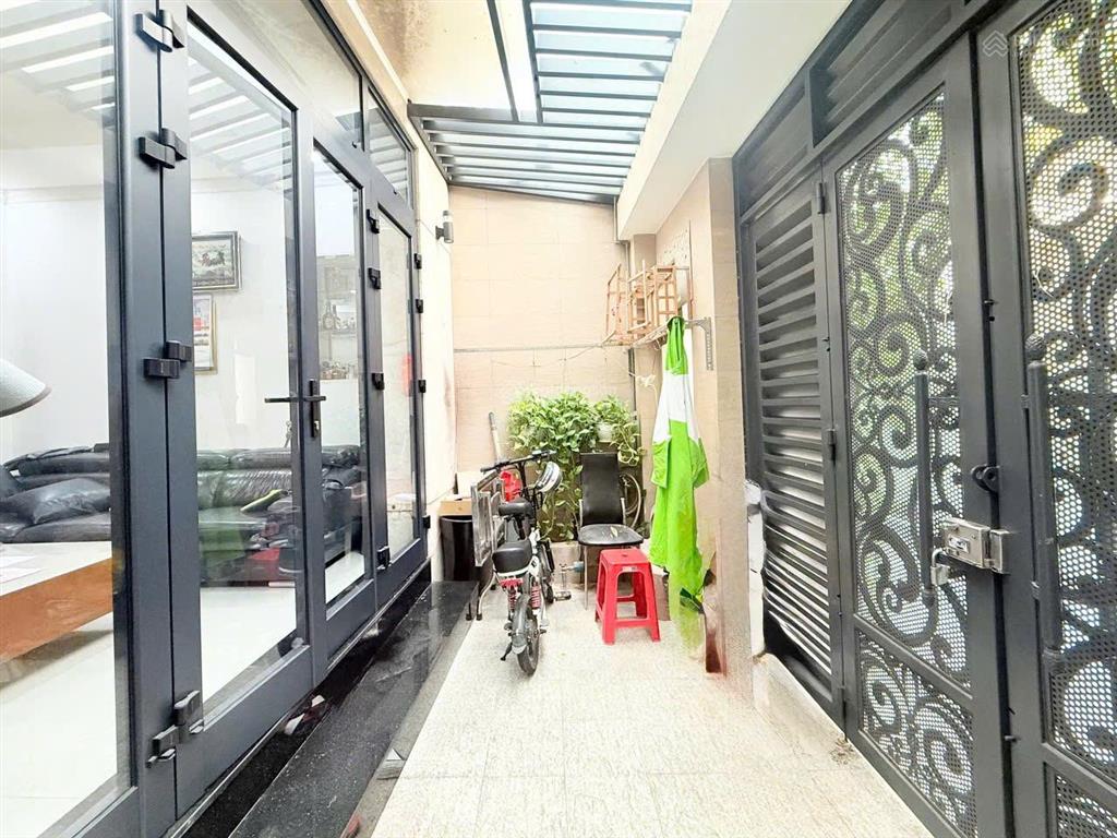 Bán nhà 4 tầng hẻm bùi đình túy, phường 12, bình thạnh 4,5 x 14m chỉ 8,2 tỷ thương lượng