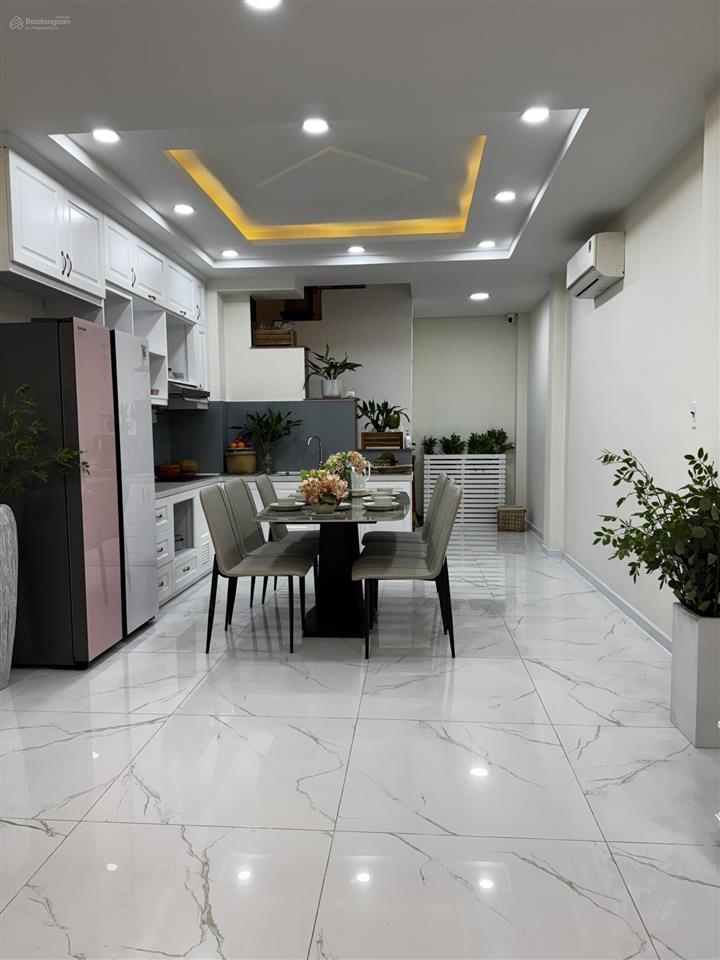 Giảm 1 tỷ còn 8,7 tỷ, bán nhà hxh nơ trang long, 4 tầng 4pn lớn sát rạch xuyên tâm bình thạnh