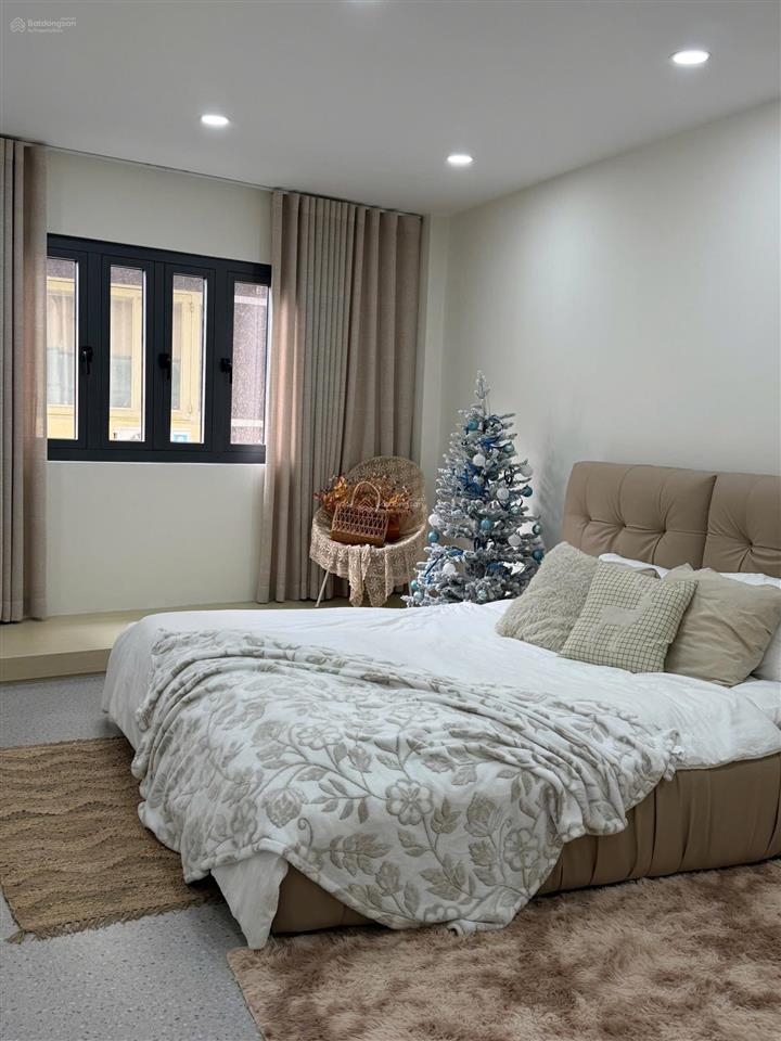 Giảm 1 tỷ còn 8,7 tỷ, bán nhà hxh nơ trang long, 4 tầng 4pn lớn sát rạch xuyên tâm bình thạnh