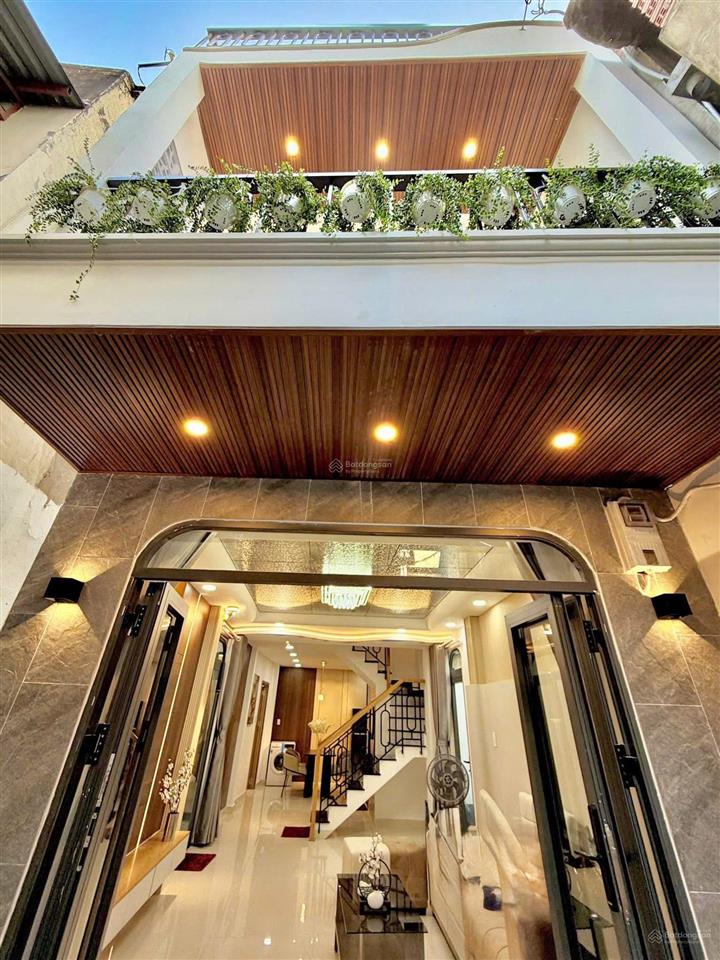Giảm 500 tr ! bán nhà phan văn hân mới xây 2 tầng 4 pn 60m2 giá 6 tỷ 1 giáp q1