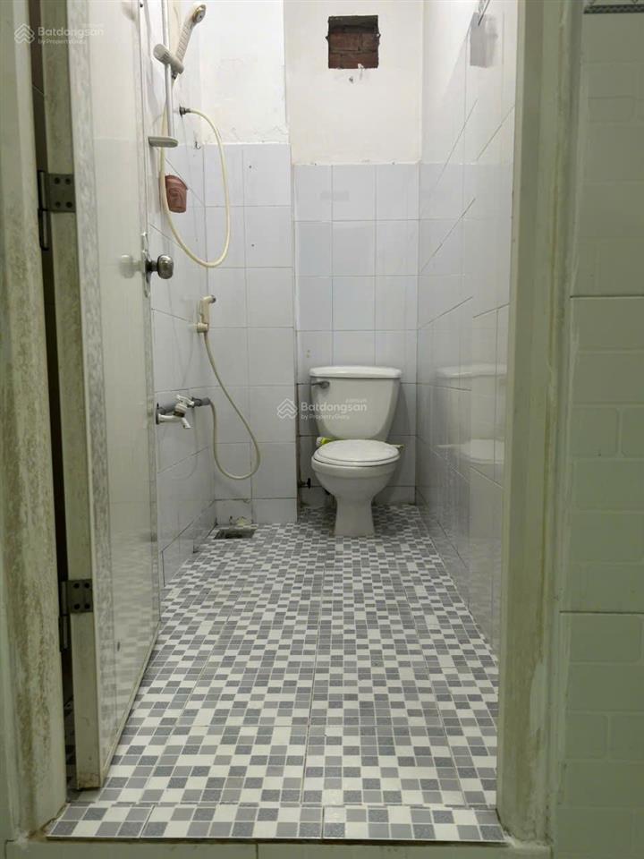 Bán nhà phạm văn đồng 2 tầng, 4x15m, có sẵn hợp đồng thuê 16 triệu/tháng, giá chỉ 9 tỷ tl
