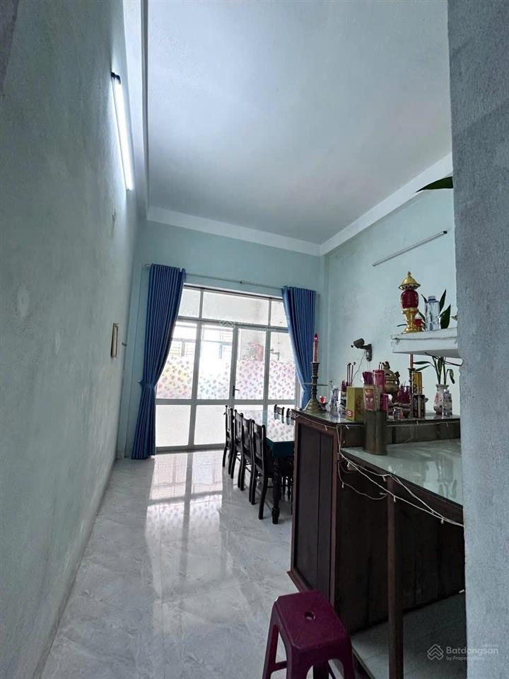 Mình chính chủ cần bán bán nhà mặt tiền tôn đản, phường hòa an. vị trí kinh doanh