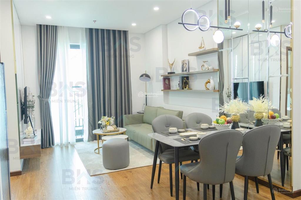 Chính chủ bán căn 2pn 63m2 view biển trực diện, tầng cao, ban công siêu rộng+tặng kèm điều hoà