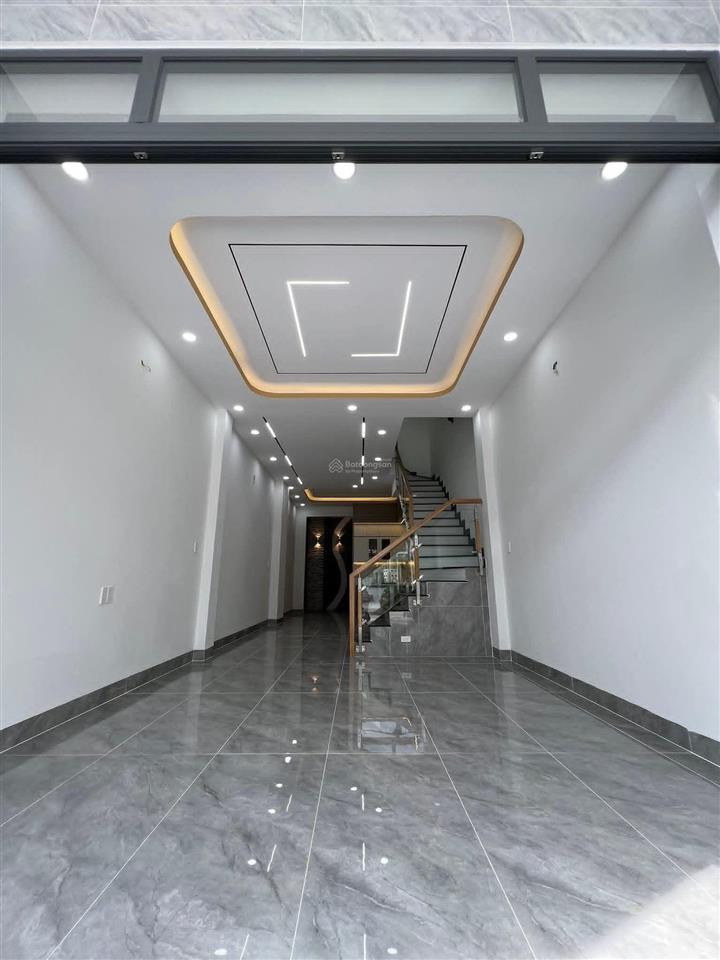 Nhà riêng đẹp xuất sắc tại nguyễn văn linh, còn tl, 125m², 3pn, 2wc, shr, hẻm xe hơi giá chốt 750tr