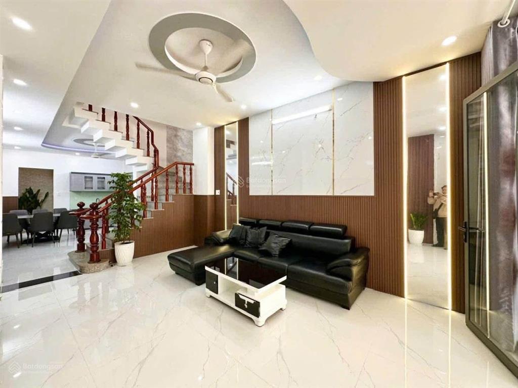 Cần bán gấp nhà 5x16m phan đăng lưu, p. 3, phú nhuận  hẻm xe hơi vào tận nhà  1,5 tỷ