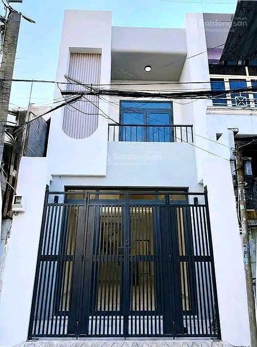Chủ nhà cần thanh lý nhà phố bình tân 1 trệt 1 lầu 980tr, hẻm xe hơi, pháp lý đầy đủ minh bạch