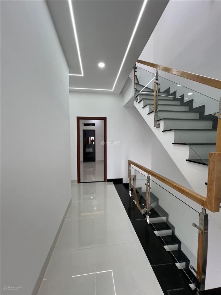 Chủ nhà cần thanh lý nhà phố bình tân 1 trệt 1 lầu 980tr, hẻm xe hơi, pháp lý đầy đủ minh bạch