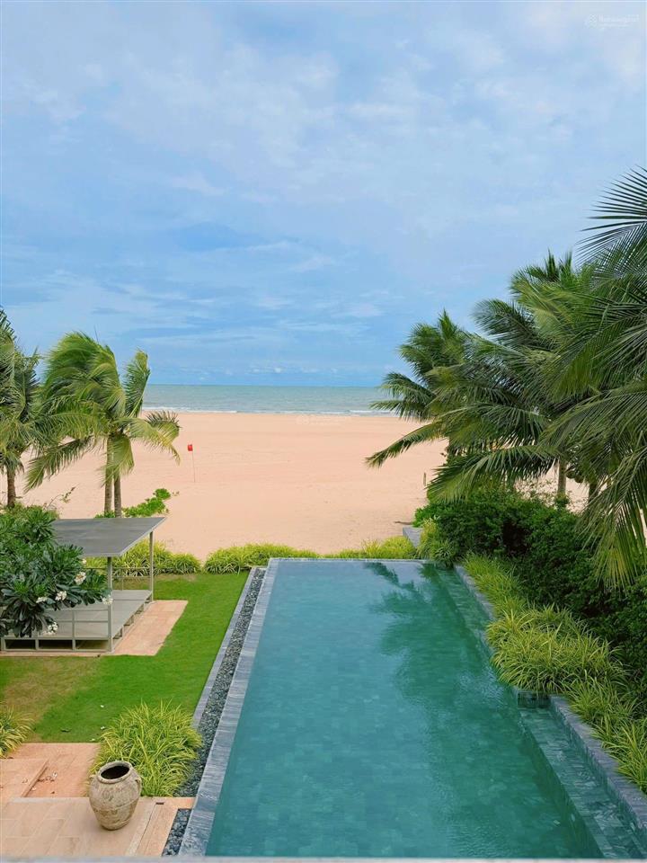 Bán gấp biệt thự nghỉ dưỡng mặt biển melia hồ tràm!